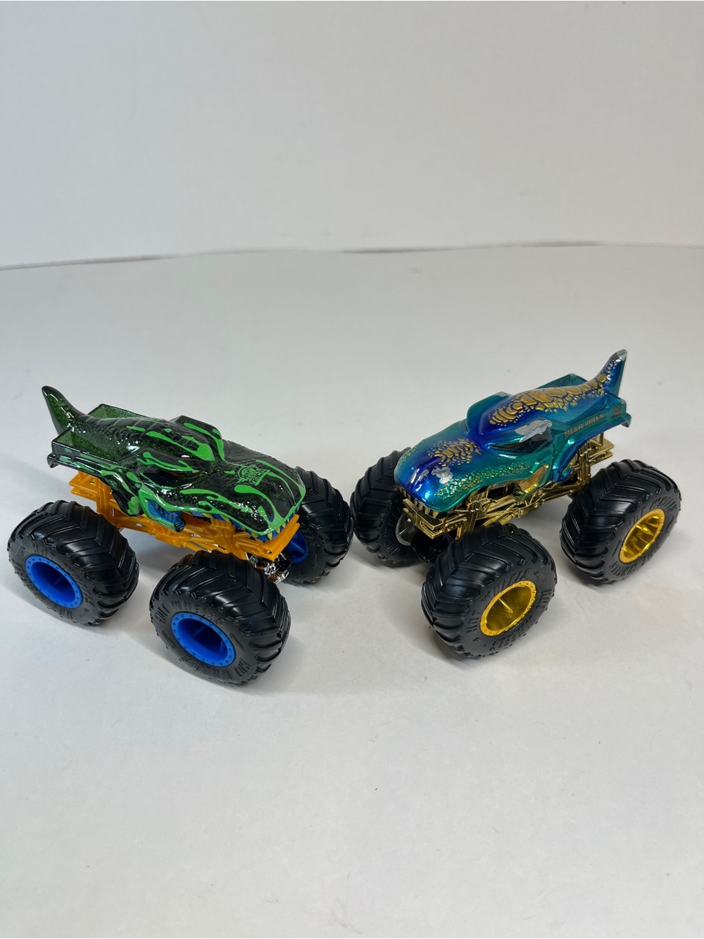 Monster Jam Truck Lot Mega Wrex Green Blue Metallic 1:64 Loose Hot Wheels Trophy